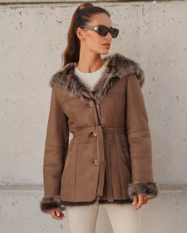 Sale | Walnut sheepskin coat with a hood