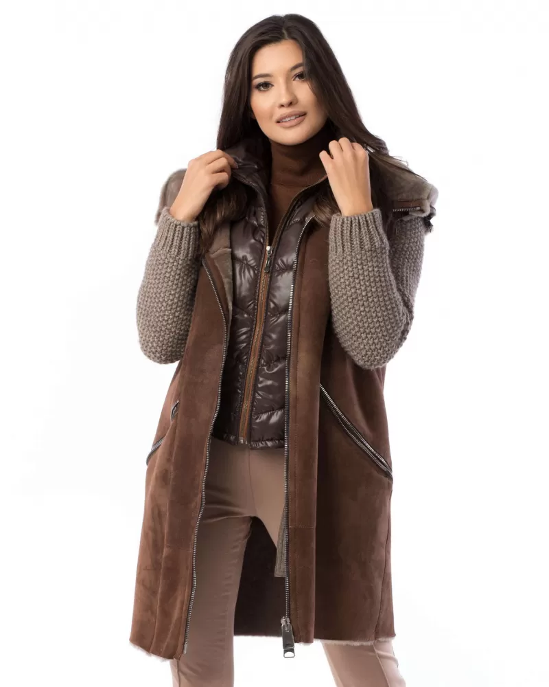 Verkauf | 2-in-1-Mantel aus braunem Wildleder mit Kapuze aus Schaffell